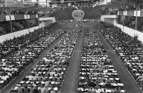 III. Parteitag der SED in der Werner-Seelenbinder-Halle in Berlin (Ost) (20.-24. Juli 1950)